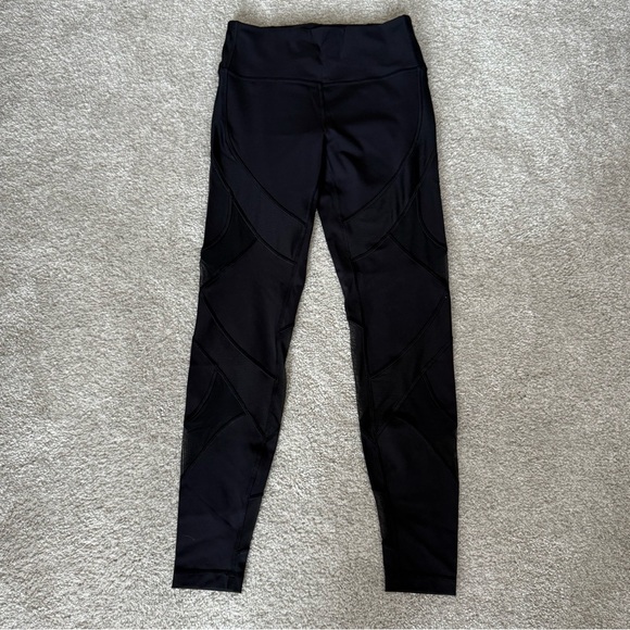 lululemon black leggings with mesh inserts size 8 - Picture 2 of 13